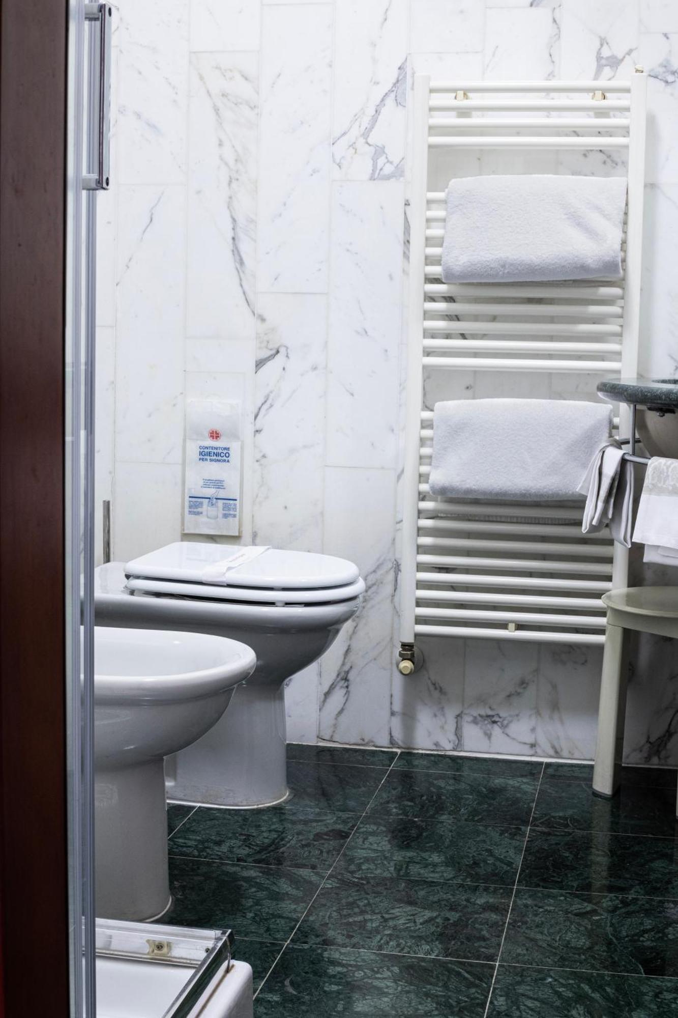 Hotel Michelangelo Palace & Spa Τέρνι Εξωτερικό φωτογραφία
