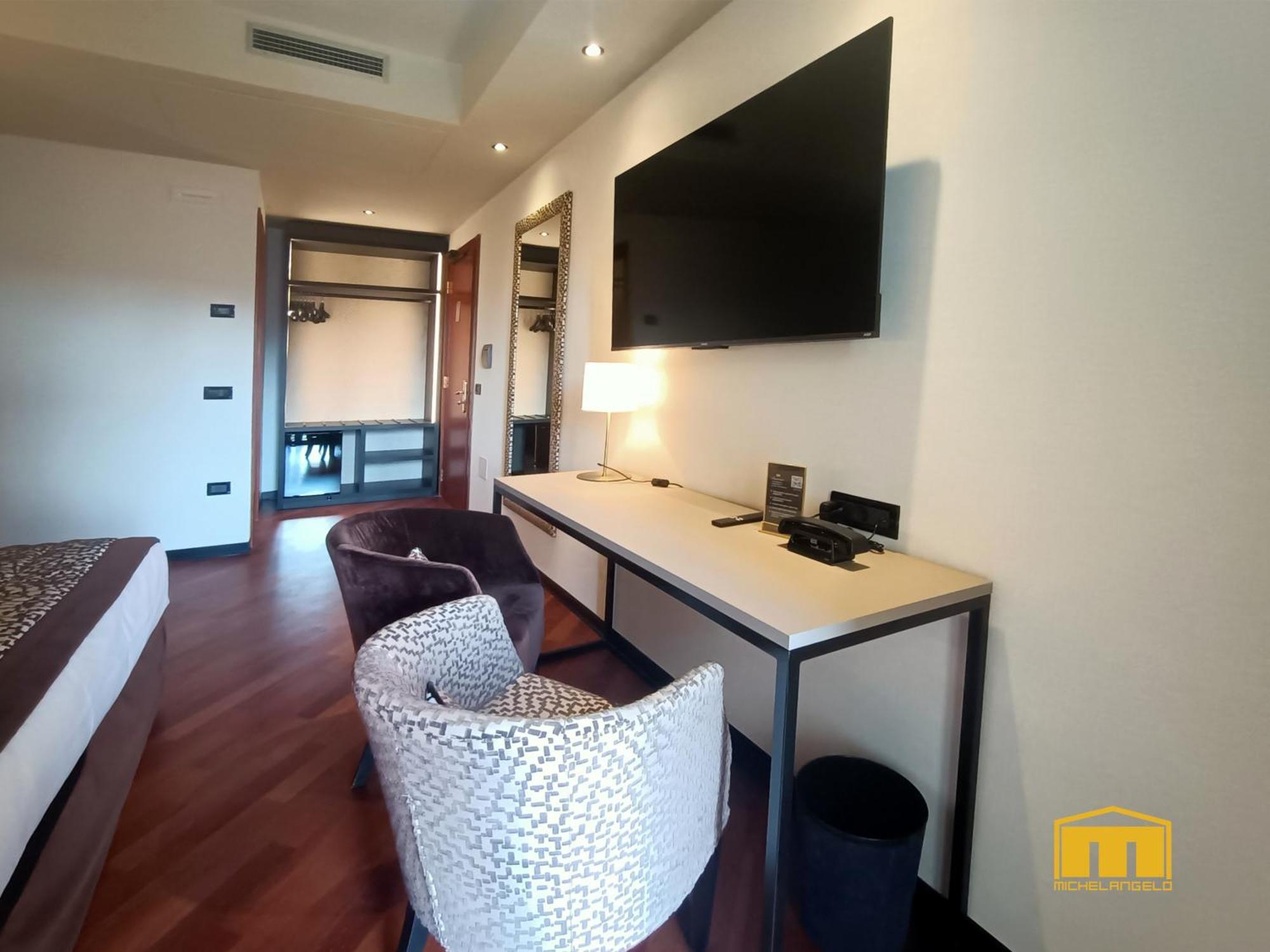 Hotel Michelangelo Palace & Spa Τέρνι Εξωτερικό φωτογραφία