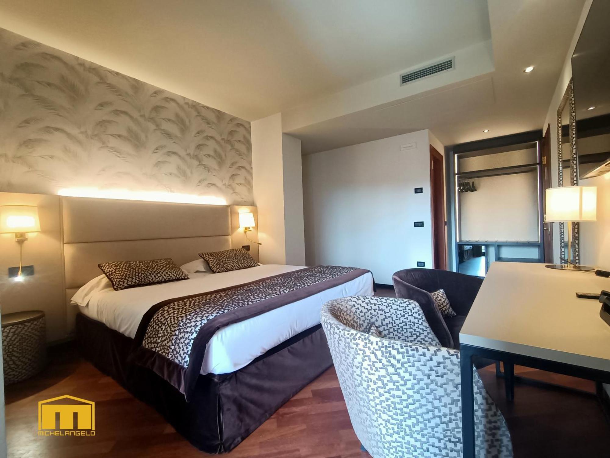 Hotel Michelangelo Palace & Spa Τέρνι Εξωτερικό φωτογραφία
