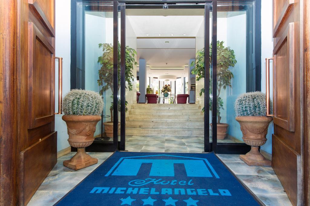 Hotel Michelangelo Palace & Spa Τέρνι Εξωτερικό φωτογραφία