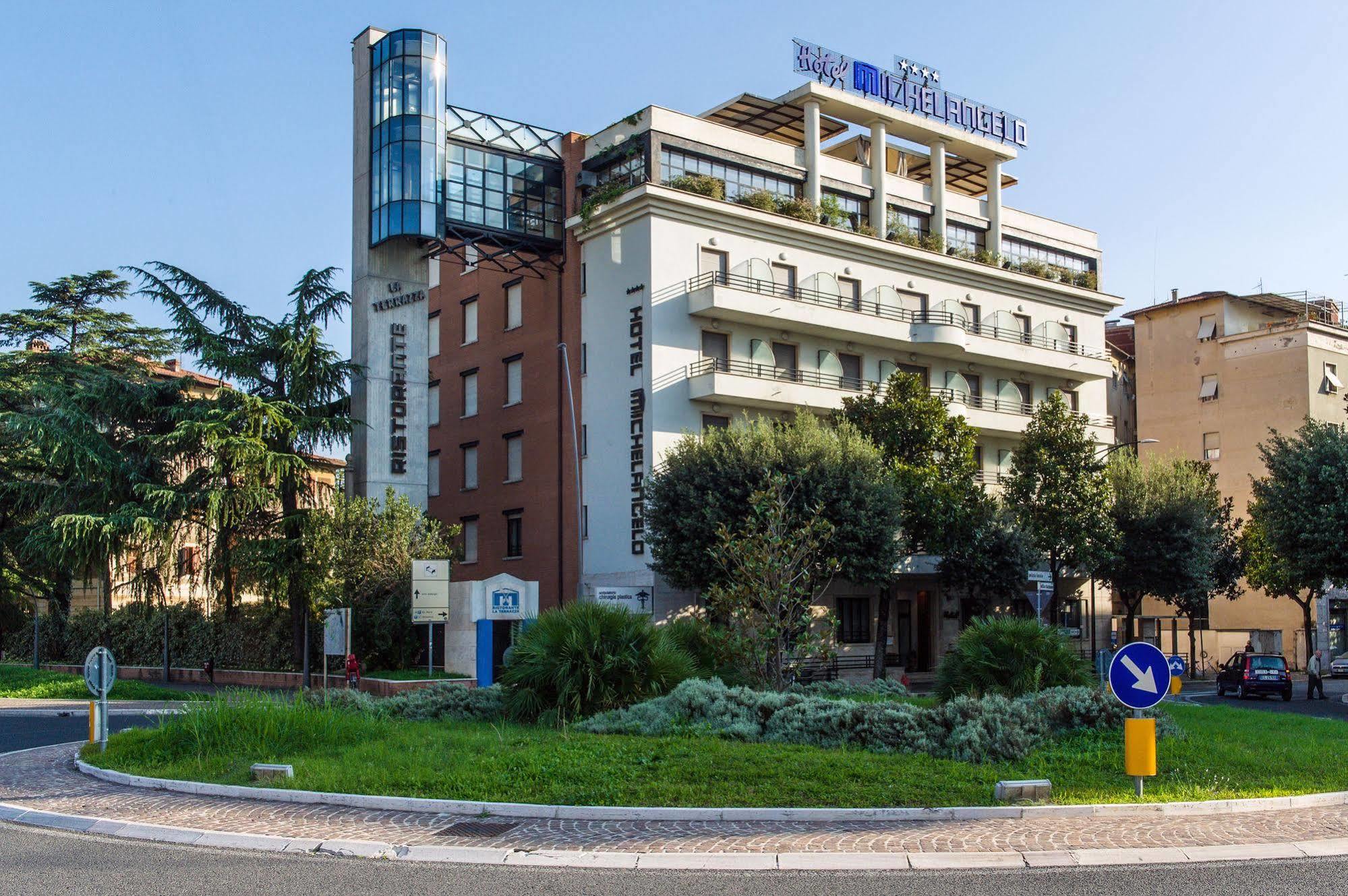 Hotel Michelangelo Palace & Spa Τέρνι Εξωτερικό φωτογραφία