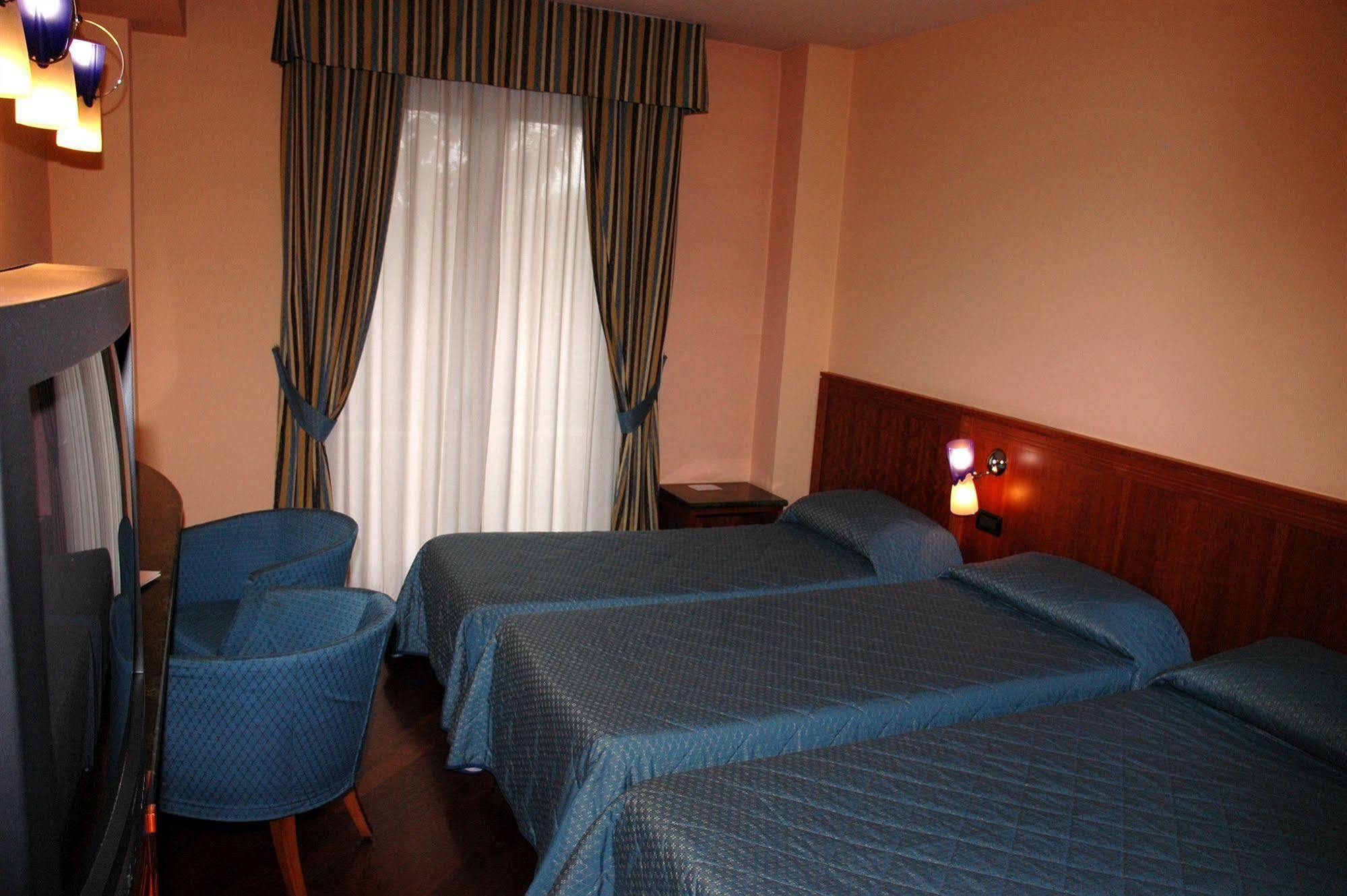 Hotel Michelangelo Palace & Spa Τέρνι Εξωτερικό φωτογραφία